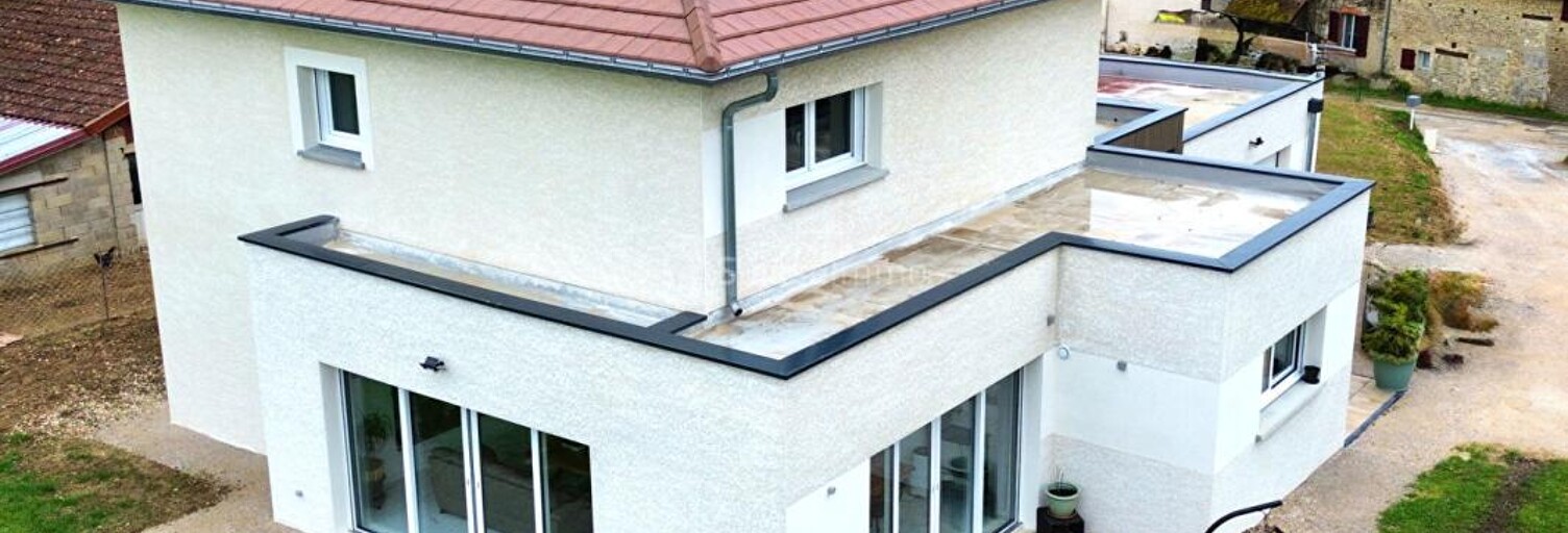 Maison 6 Pièces 181 m² à vendre à Évans (39700)