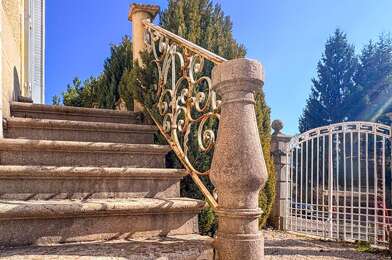 Maison 11 pièces 370000 €