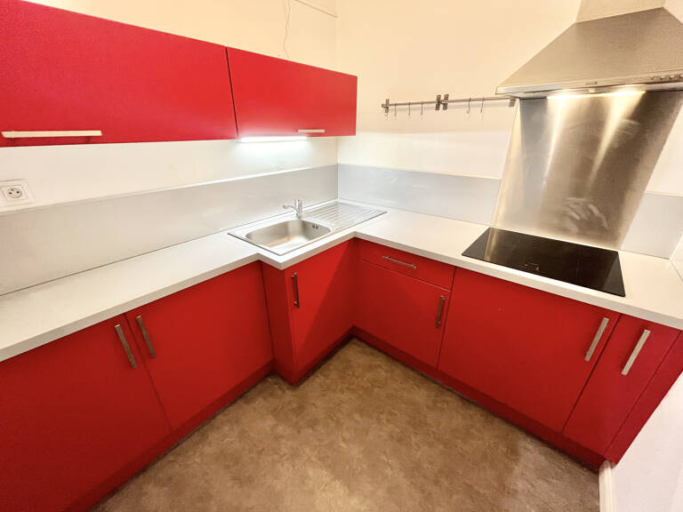 2 pièces - 41 m2 - Proche centre - Cuisine aménagée et équip — photo 1