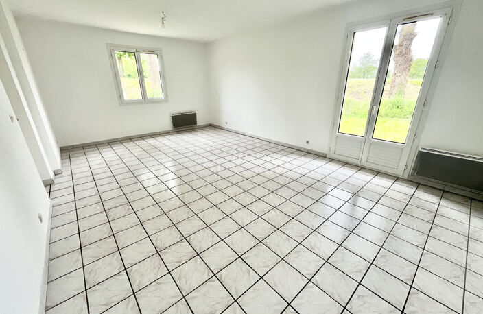 AGREABLE PAVILLON - 3 CHAMBRES - GARAGE — photo 2