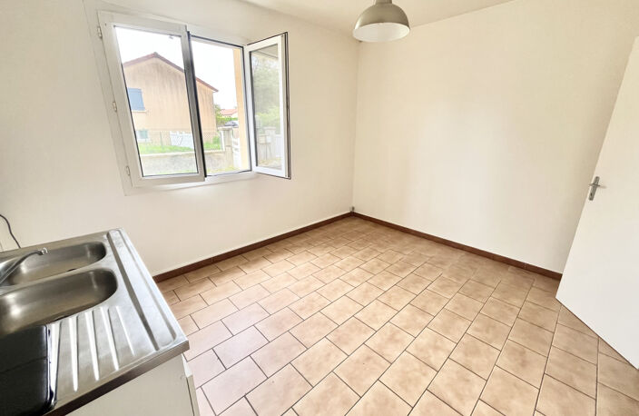 AGREABLE PAVILLON - 3 CHAMBRES - GARAGE — photo 5