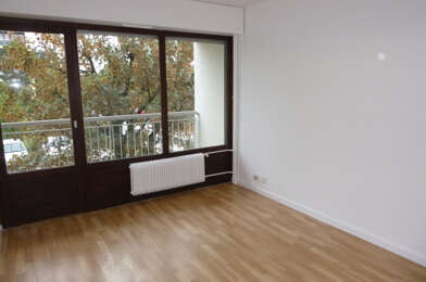 Appartement 2 pièces 1040 €