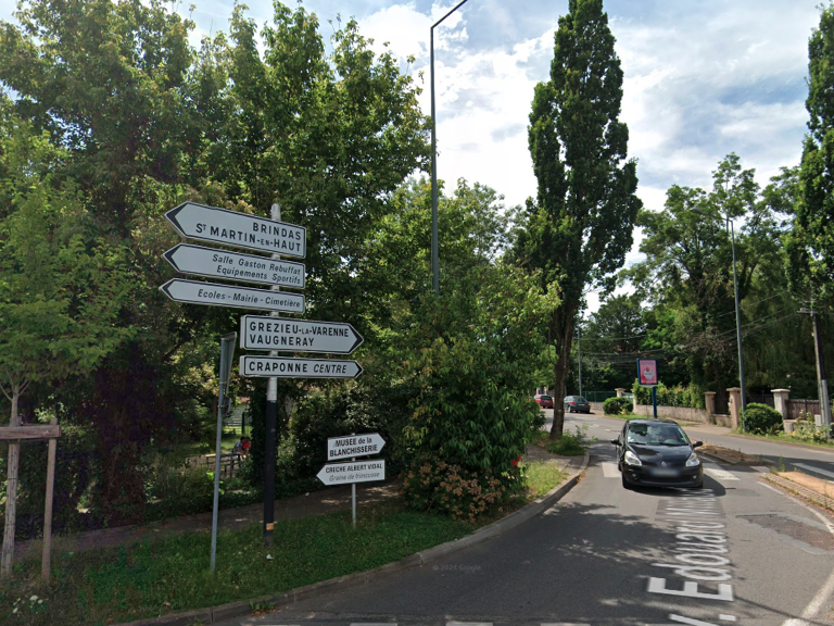 VENTE GARAGE DOUBLE CRAPONNE (69) — photo 1