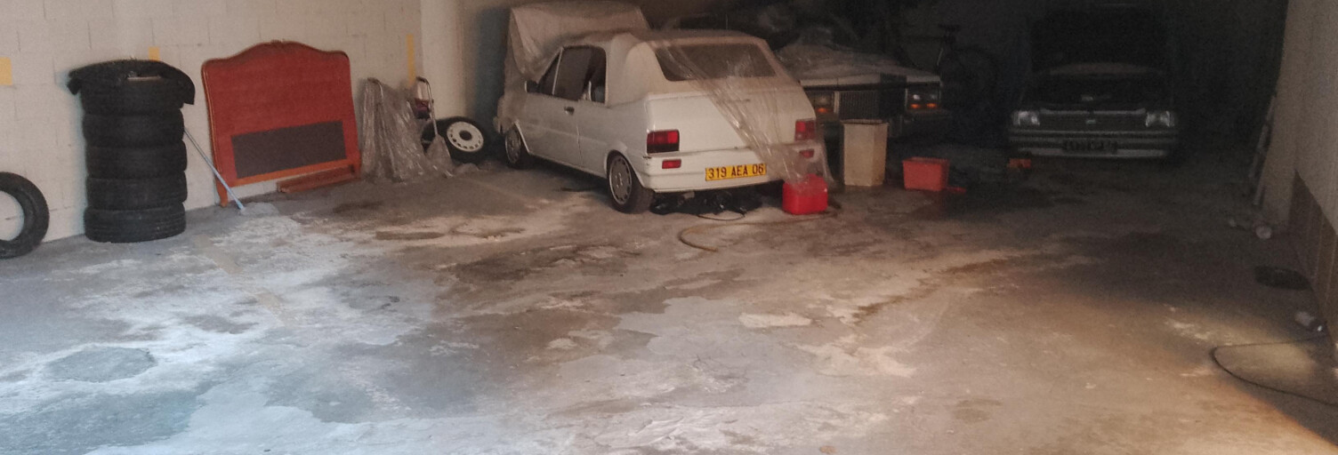 Divers  350 m² à vendre à Nice (06000)
