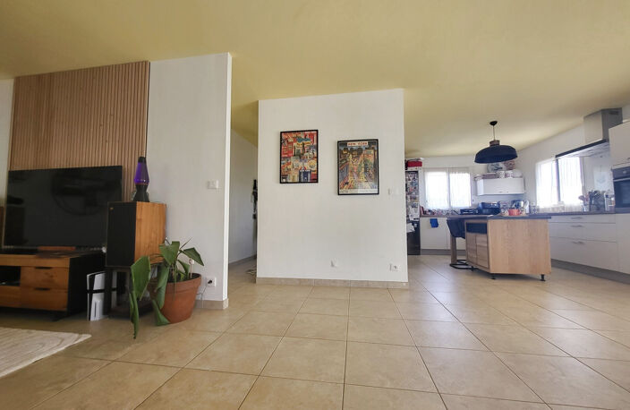 VENTE MAISON 5 PIECES AIGREMONT — photo 3