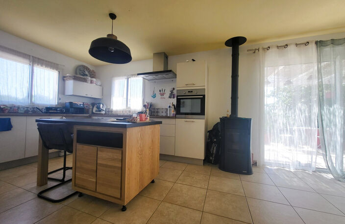 VENTE MAISON 5 PIECES AIGREMONT — photo 4