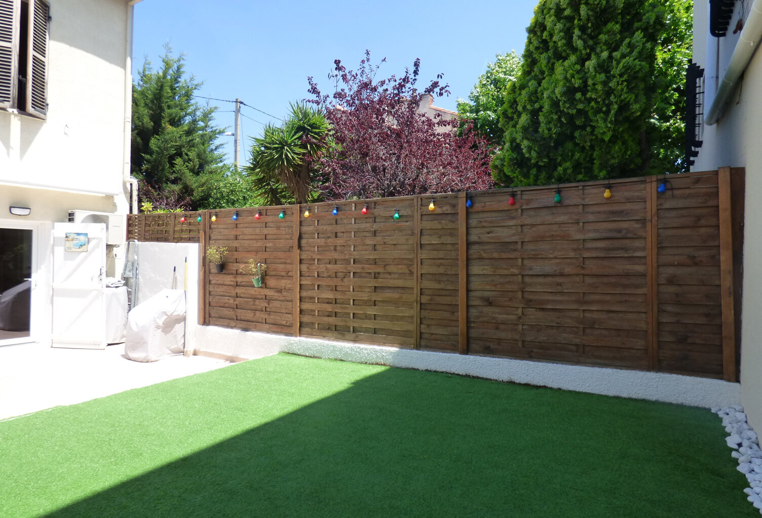 Rez de maison de type 3 - 63 m2 - jardin 49 m2 - Marseille 12ème - 319.000 € — photo 1