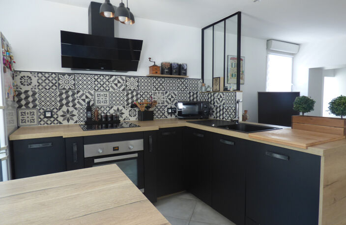 Rez de maison de type 3 - 63 m2 - jardin 49 m2 - Marseille 12ème - 319.000 € — photo 4