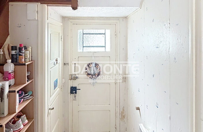 Maison familiale de type 5 à rénover — photo 3