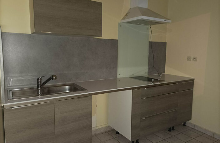 LOCATION STUDIO CHALONS EN CHAMPAGNE REF G347 — photo 2