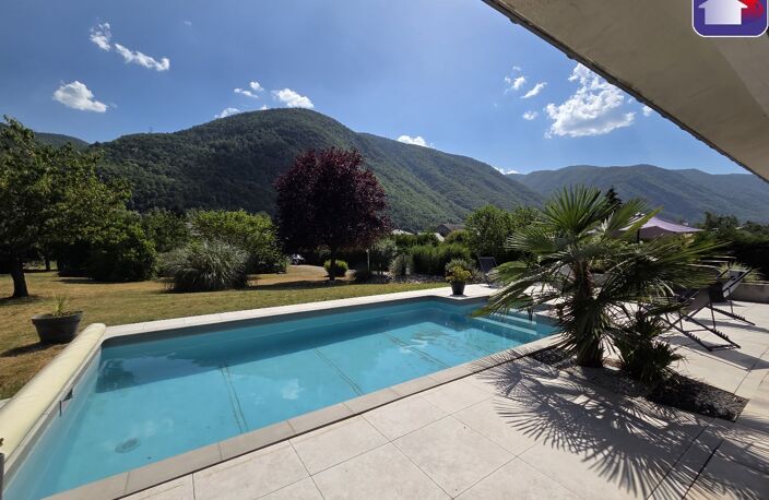 Vente maison 6 pièces 201 m² Ax-les-Thermes (09110) — photo 3