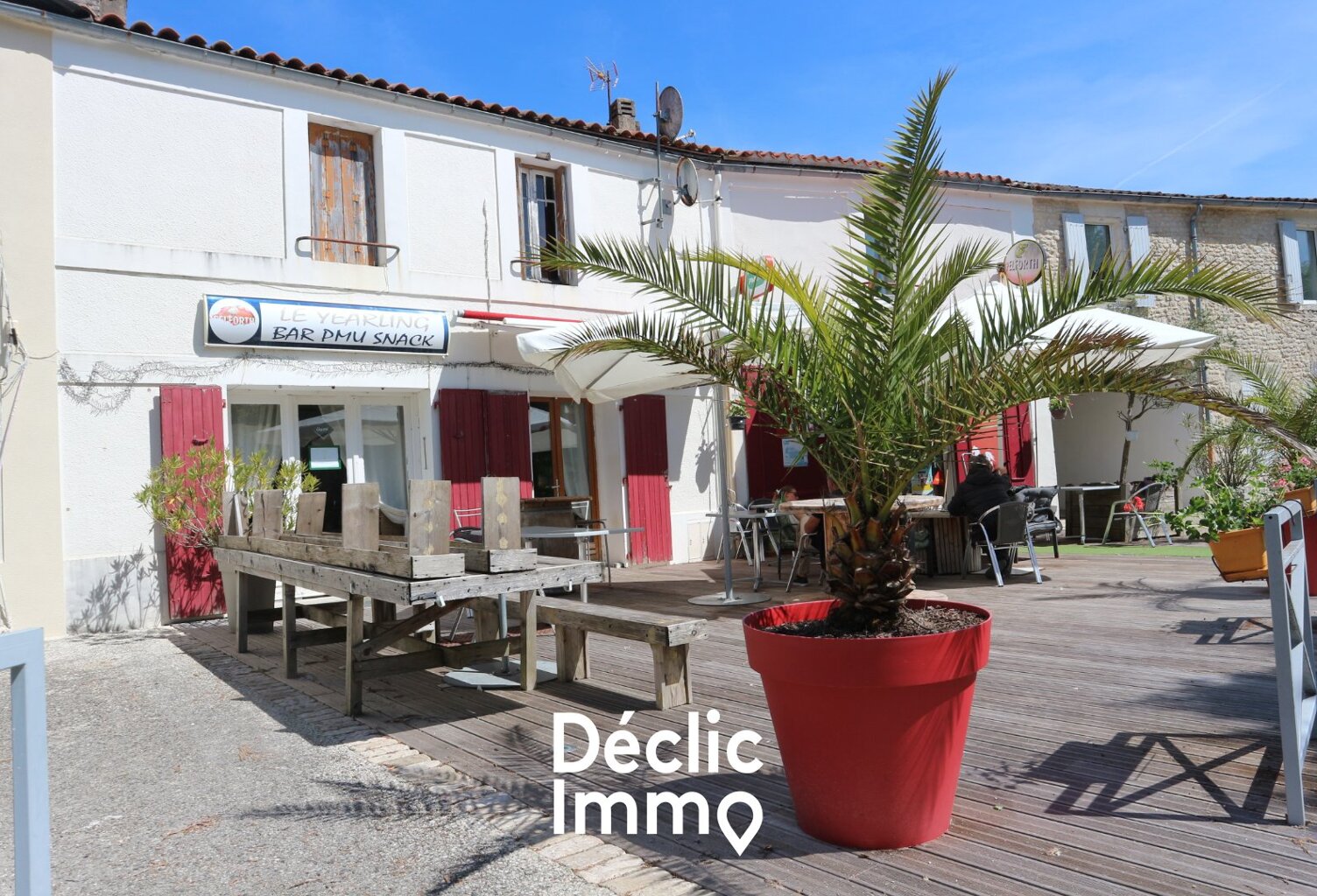 La Rochelle - Achat bâtiment Immeuble - locaux commerciaux — photo 1