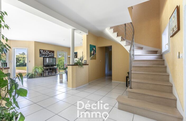 Villa de 260m2 sur les hauteurs de Latresne — photo 4