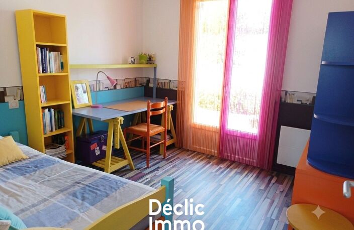 MAISON 4 CHAMBRES - 136m² AVEC APPARTEMENT INDEPENDANT (revenu locatif...) - TERRAIN 550m² — photo 5