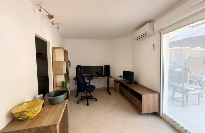 Menton, beau studio de 34m2 avec 25m2 de terrasse dans résid — photo 3