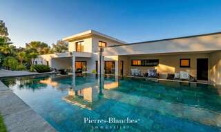 Maison 7 Pièces 280 m² à vendre à Sommières (30250)