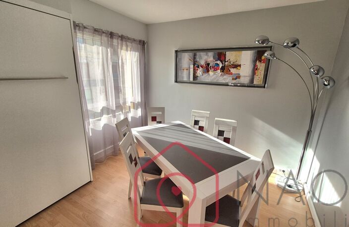 Coup de cur : T3 rénové avec vue parc et balcon plein Ouest — photo 2
