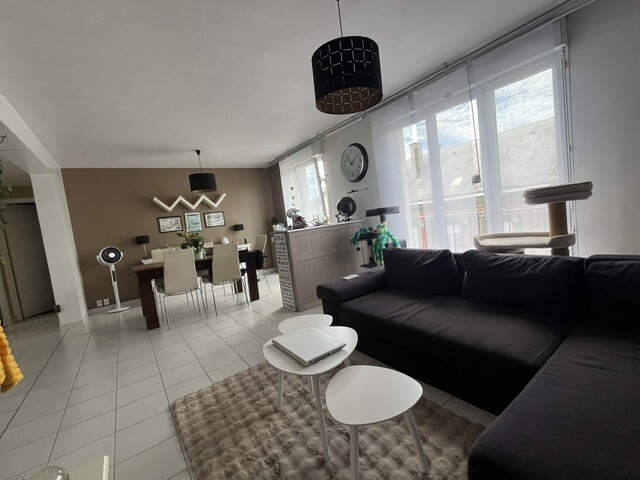 REIMS CENTRE - RUE DU BARBATRE - COUP DE COEUR AU DERNIER ETAGE ! — photo du bien