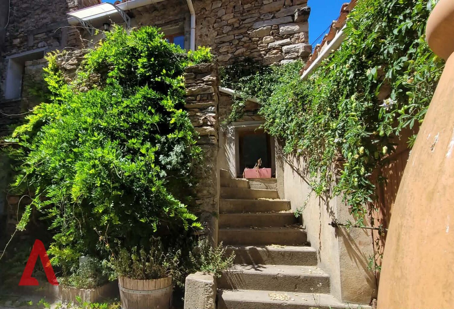 Grande maison familiale de 180 m²  DPE B  Cour intérieure & Terrasse sur le toit — photo 1