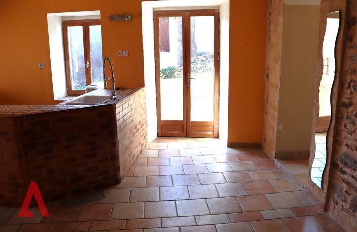Grande maison familiale de 180 m²  DPE B  Cour intérieure & Terrasse sur le toit — photo 4