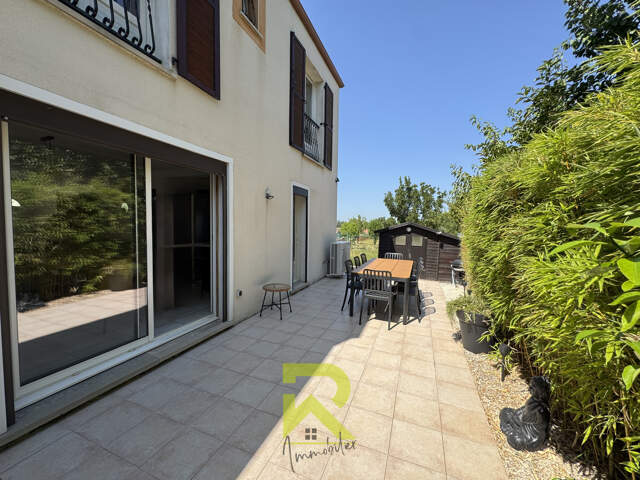Villa récente avec logement T3 indépendant — photo du bien