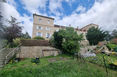 Maison de caractère XIXème siècle avec charme de 139m2 sur l — photo du bien