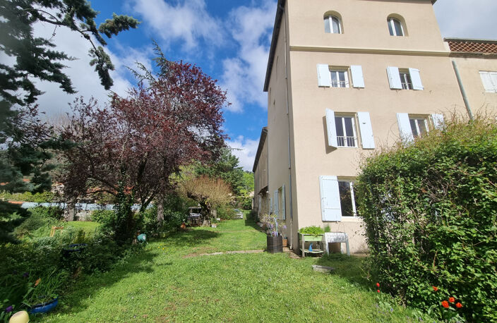 Maison de caractère XIXème siècle avec charme de 139m2 sur l — photo 2
