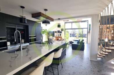 Maison 6 pièces 945000 €
