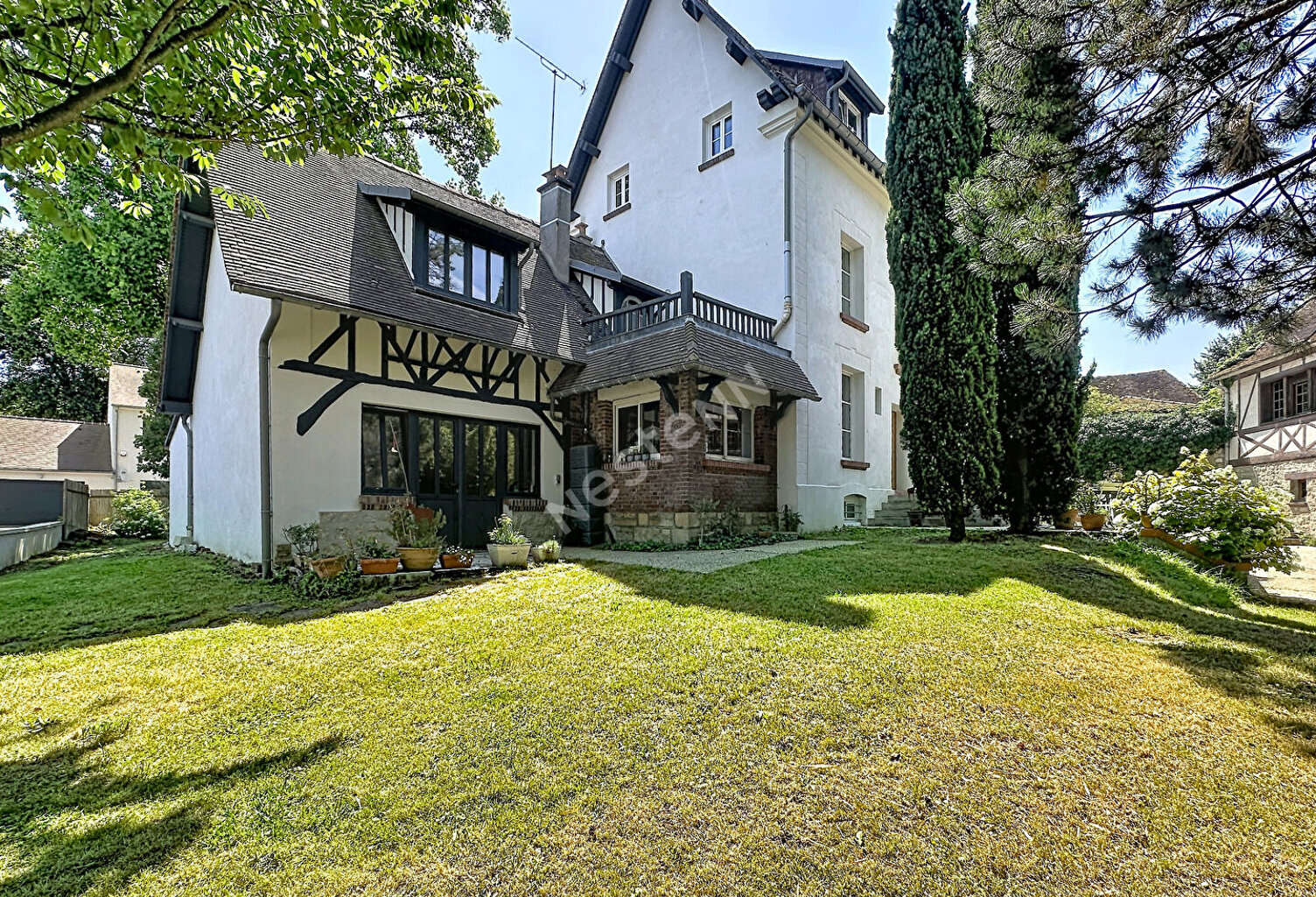 Élégante propriété bourgeoise  5 chambres — photo 1