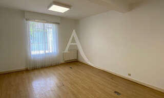 Bureau  85 m² à louer à Jargeau (45150)