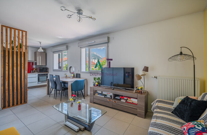 FROGES RESIDENCE NEUVE T2 AVEC GARAGE ET PARKING — photo 4