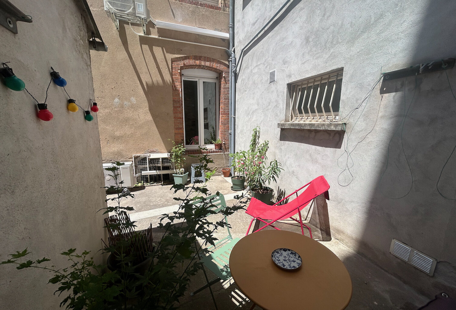 APPARTEMENT T2 HYPER CENTRE AVEC TERRASSE ET CLIM — photo 1