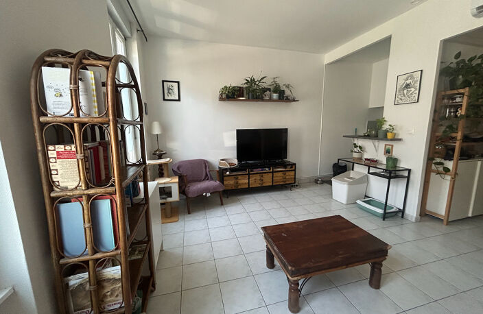 APPARTEMENT T2 HYPER CENTRE AVEC TERRASSE ET CLIM — photo 3