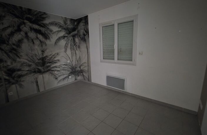 Léognan proche Leclerc — photo 5