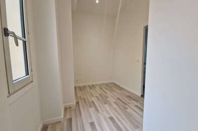 Appartement 2 pièces 906 €