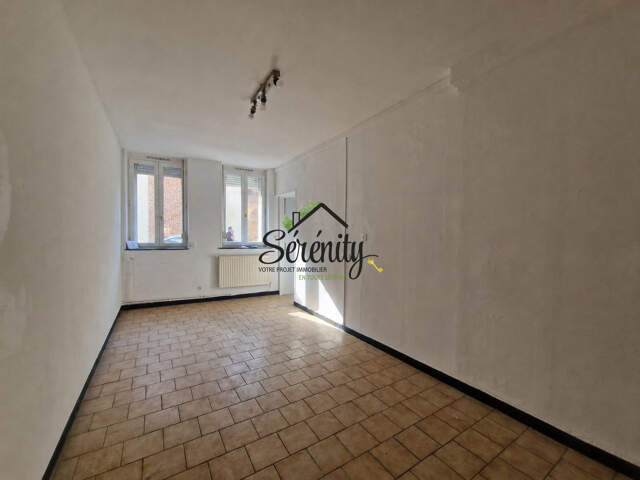 Maison de ville à conforter, 78 m2 habitables, 4 chambres — photo du bien