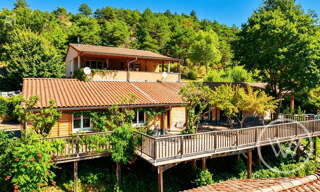 Maison 10 Pièces 237 m² à vendre à La Baume-Cornillane (26120)
