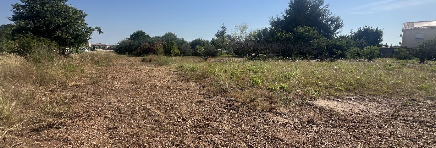 Terrain  400 m² à vendre à Saint-Gilles (30800)