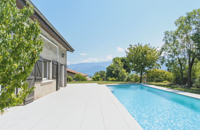 DPT (38) - A VENDRE - MAISON INDIVIDUELLE - BERNIN - VUE PAN — photo 5