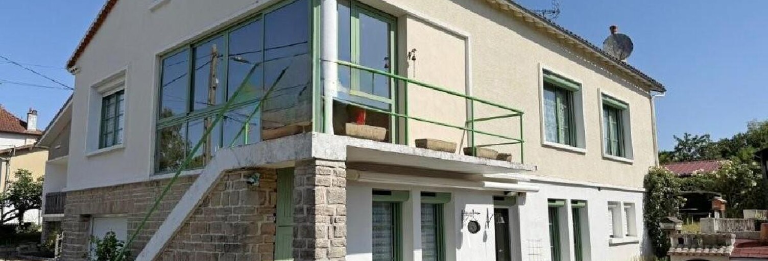 Maison 6 Pièces 147 m² à vendre à Civray (86400)