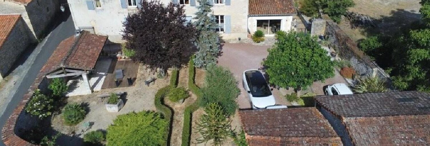 Maison 6 Pièces 241 m² à vendre à Verteuil-sur-Charente (16510)