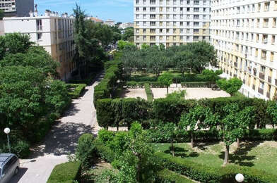 Appartement 4 pièces 883 €