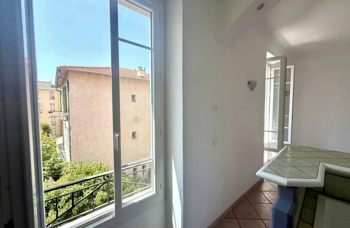 NICE PASTEUR – 2/3 PIÈCES – 47,25 m² – LUMINEUX – CAVE — photo 5