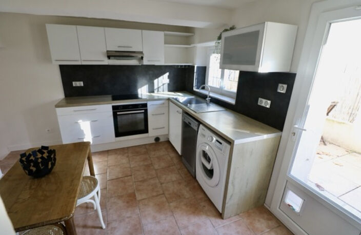 MAISON DE VILLAGE T3 + TERRASSE A VENDRE SUR AIX EN PROVENCE — photo 5