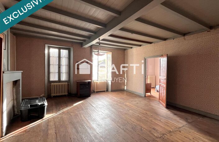 A rénover! Grande maison de village et dépendances — photo 4
