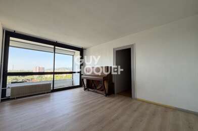 Appartement 3 pièces 775 €