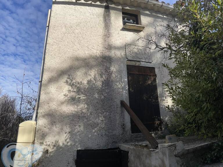 REVEST DU BION - terrain de 12 937 m² dont 9 434 m² Constructibl — photo 1
