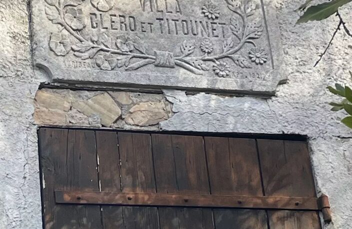 REVEST DU BION - terrain de 12 937 m² dont 9 434 m² Constructibl — photo 2