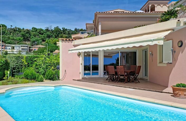 VENTE APT-VILLA AVEC VUE PANORAMIQUE, JARDIN PRIVATIF ET PISCINE — photo 2