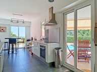 VENTE APT-VILLA AVEC VUE PANORAMIQUE, JARDIN PRIVATIF ET PISCINE — photo 3